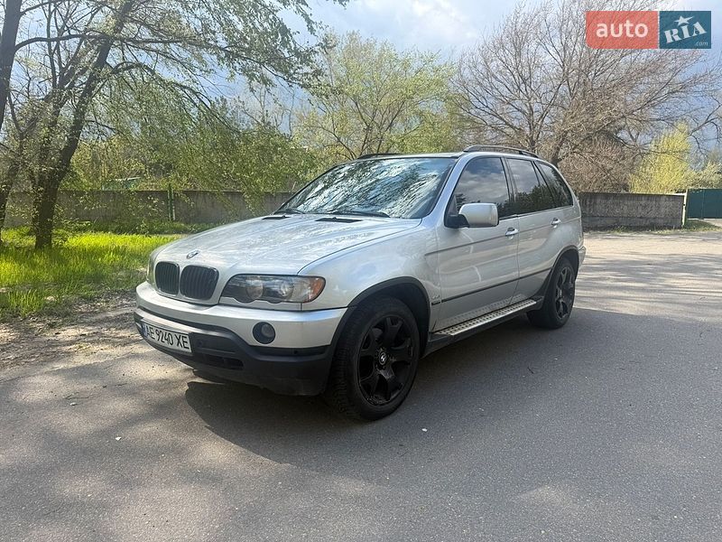 Внедорожник / Кроссовер BMW X5 2002 в Днепре