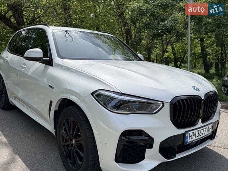 Внедорожник / Кроссовер BMW X5 2022 в Одессе