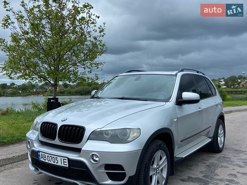 Внедорожник / Кроссовер BMW X5 2011 в Погребище
