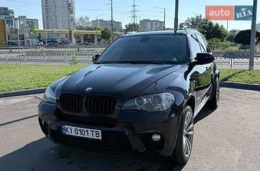 Внедорожник / Кроссовер BMW X5 2011 в Киеве