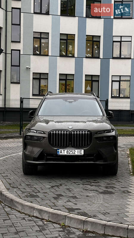 Позашляховик / Кросовер BMW X7 2022 в Івано-Франківську