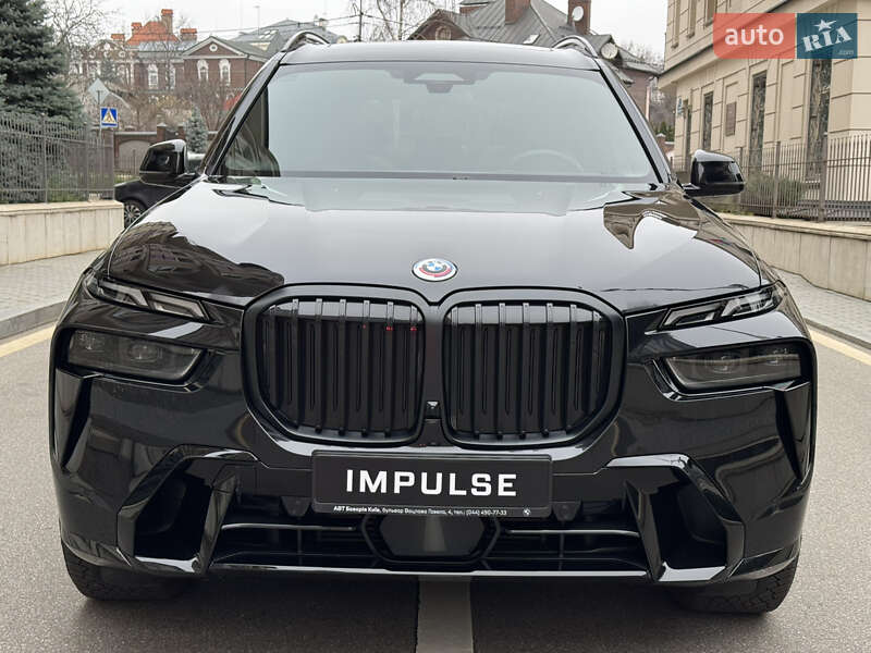 Внедорожник / Кроссовер BMW X7 2023 в Киеве