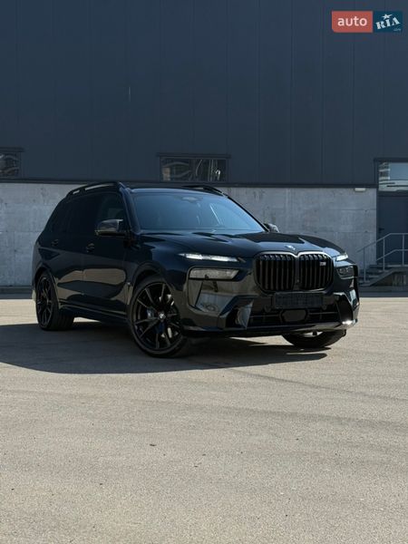 Внедорожник / Кроссовер BMW X7 2025 в Киеве