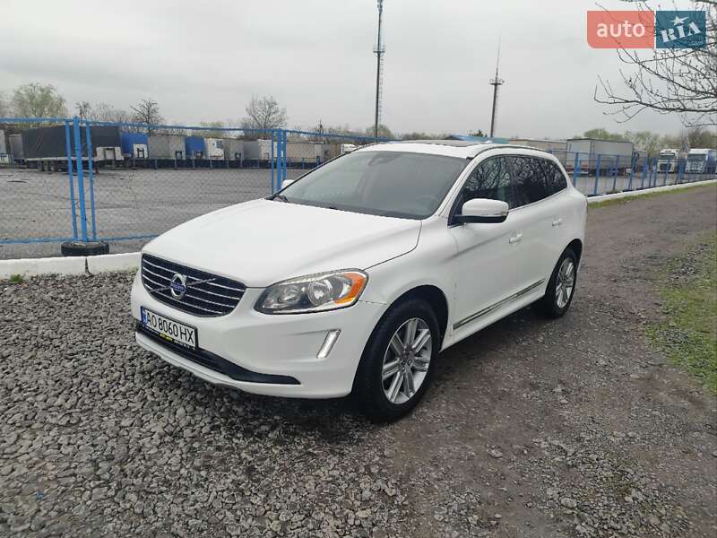 Внедорожник / Кроссовер Volvo XC60 2016 в Ужгороде Внедорожник / Кроссовер Volvo XC60 2016 в Ужгороде