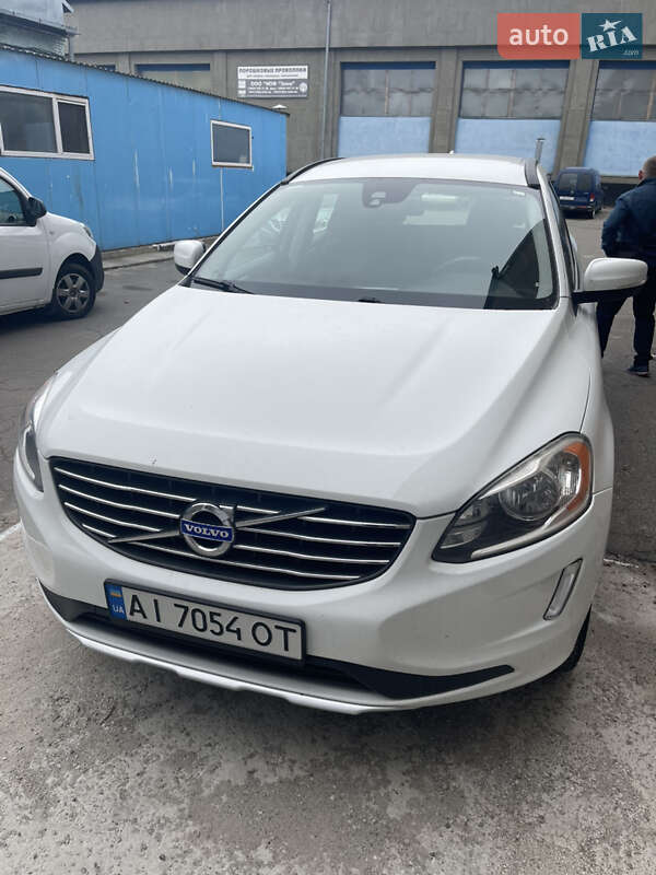 Внедорожник / Кроссовер Volvo XC60 2014 в Киеве