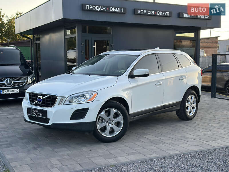 Внедорожник / Кроссовер Volvo XC60 2012 в Ровно