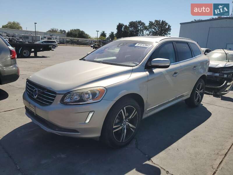 Внедорожник / Кроссовер Volvo XC60 2017 в Киеве