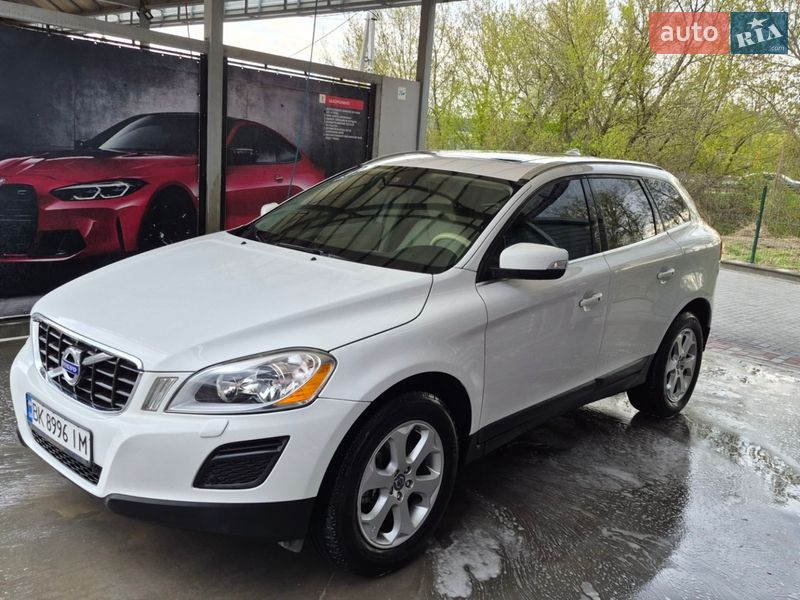 Позашляховик / Кросовер Volvo XC60 2012 в Рівному