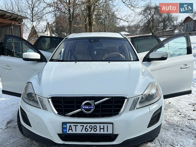 Внедорожник / Кроссовер Volvo XC60 2011 в Ивано-Франковске