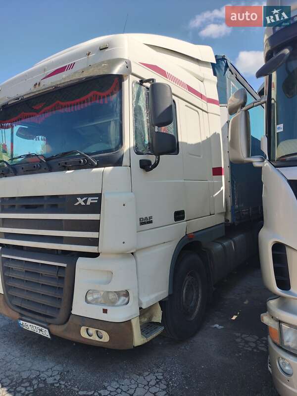 Тягач DAF XF 105 2011 в Вінниці
