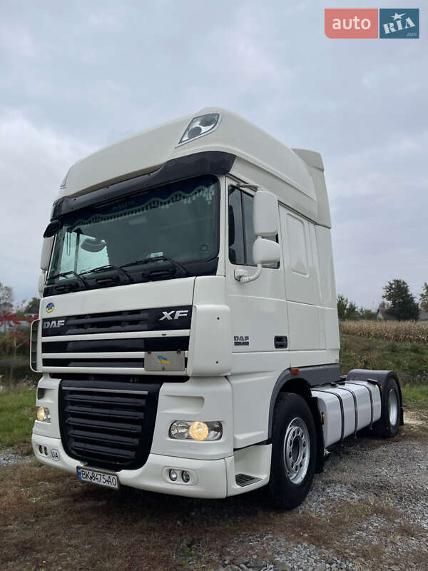 Тягач DAF XF 105 2011 в Ровно