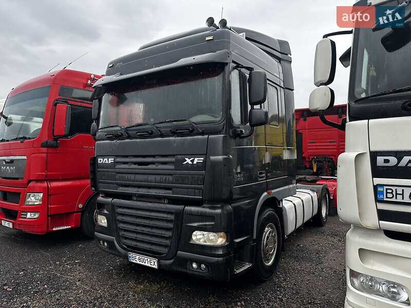 Тягач DAF XF 105 2010 в Умани