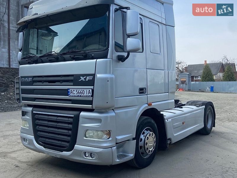 Тягач DAF XF 105 2011 в Луцьку