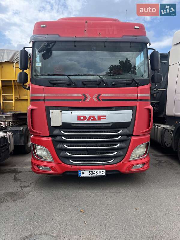 Тягач DAF XF 2015 в Гайсине