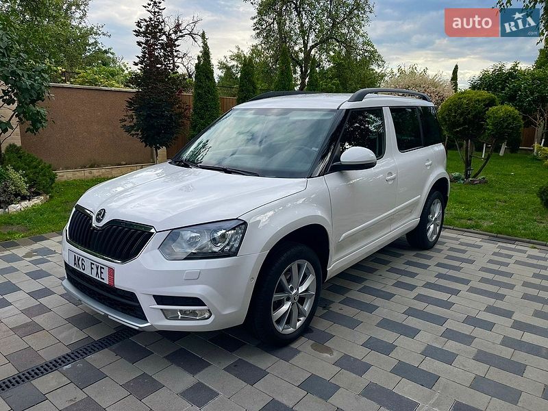 Внедорожник / Кроссовер Skoda Yeti 2015 в Мукачево