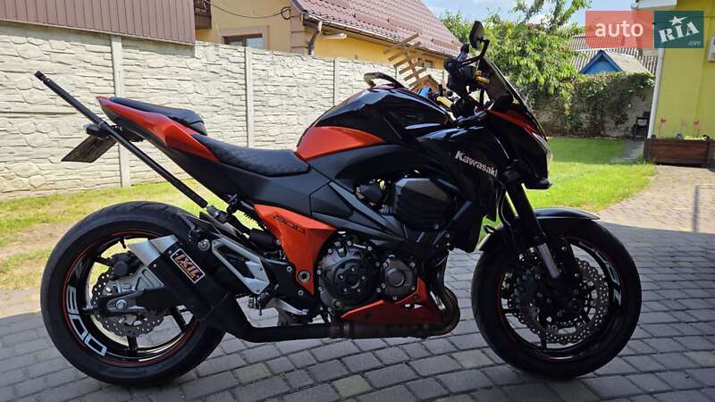 Мотоцикл Без обтекателей (Naked bike) Kawasaki Z 800 2014 в Виннице