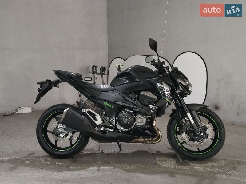 Мотоцикл Без обтікачів (Naked bike) Kawasaki Z 800 2015 в Львові