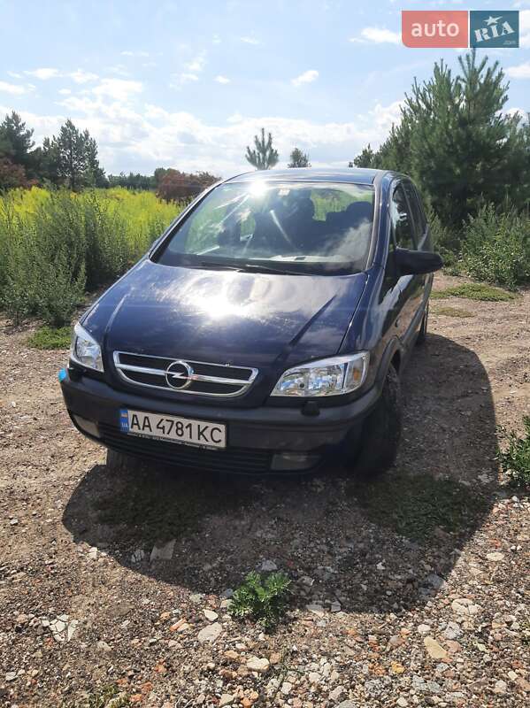 Минивэн Opel Zafira 2004 в Броварах Минивэн Opel Zafira 2004 в Броварах