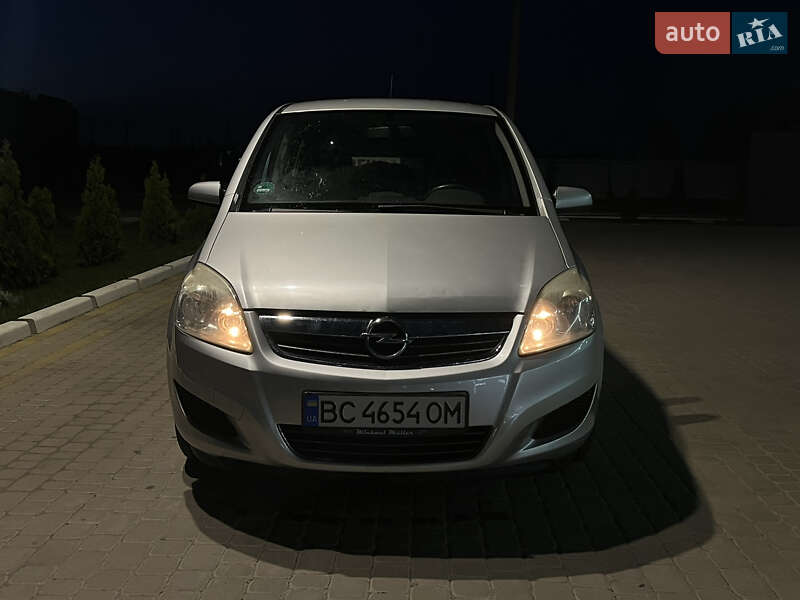 Минивэн Opel Zafira 2009 в Шептицькому