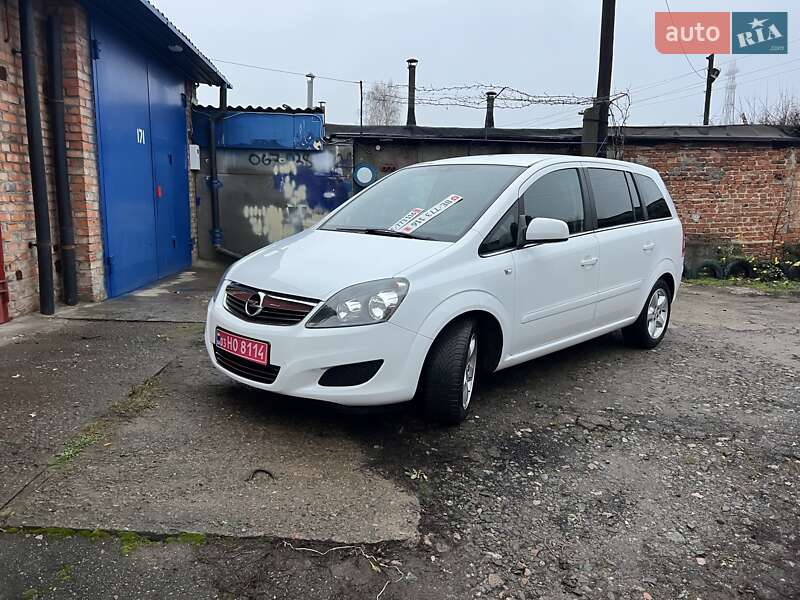 Минивэн Opel Zafira 2011 в Нежине