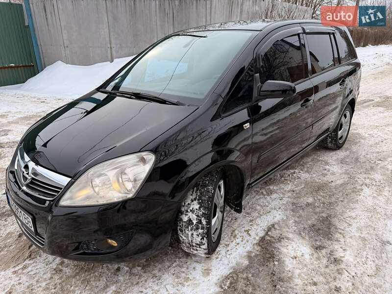 Минивэн Opel Zafira 2009 в Житомире