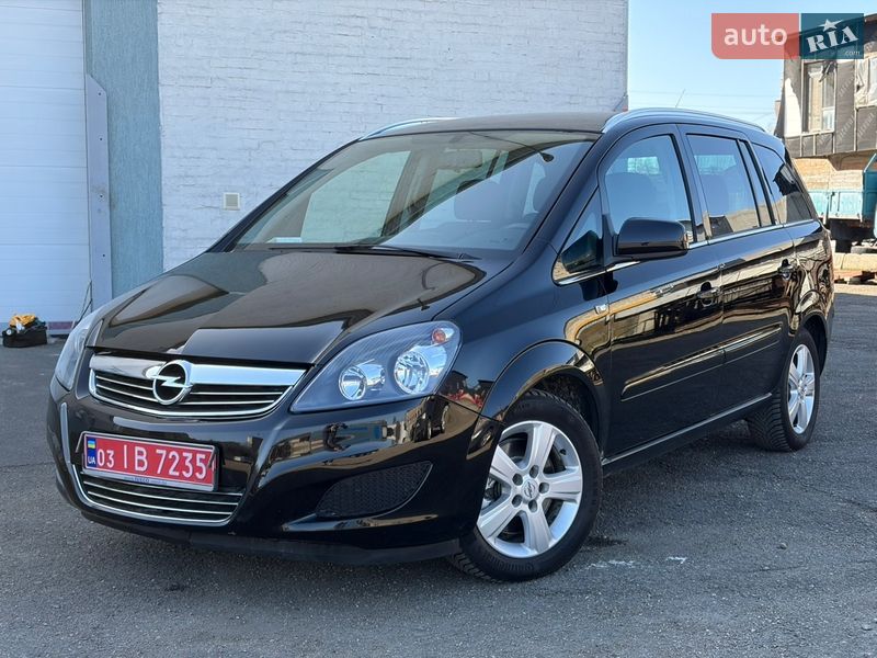Минивэн Opel Zafira 2011 в Луцке Минивэн Opel Zafira 2011 в Луцке