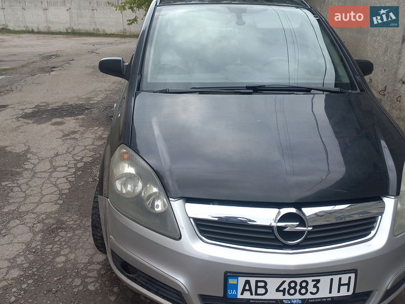 Минивэн Opel Zafira 2007 в Виннице