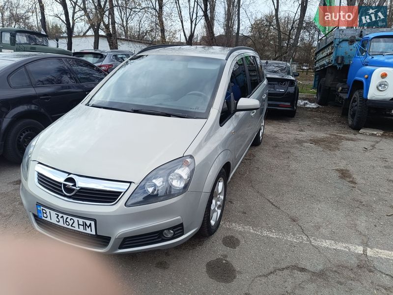 Мінівен Opel Zafira 2006 в Кременчуці