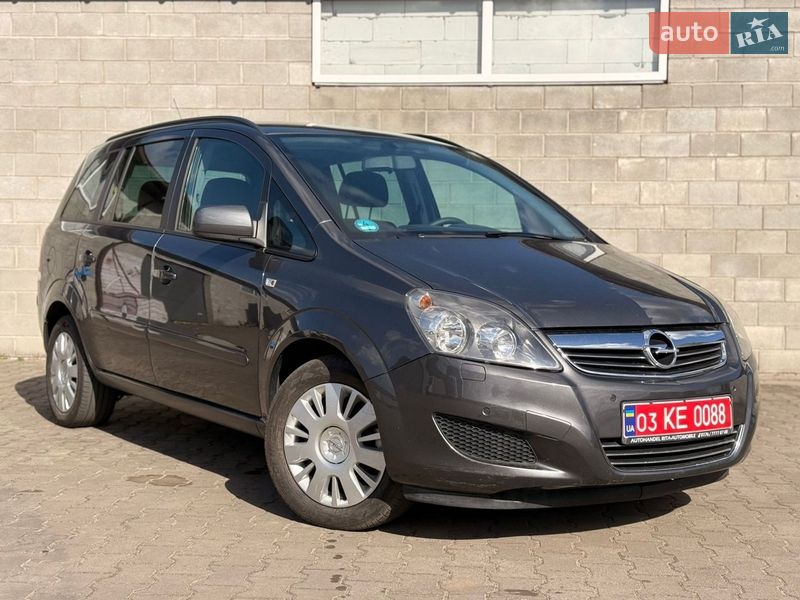 Мінівен Opel Zafira 2012 в Сарнах