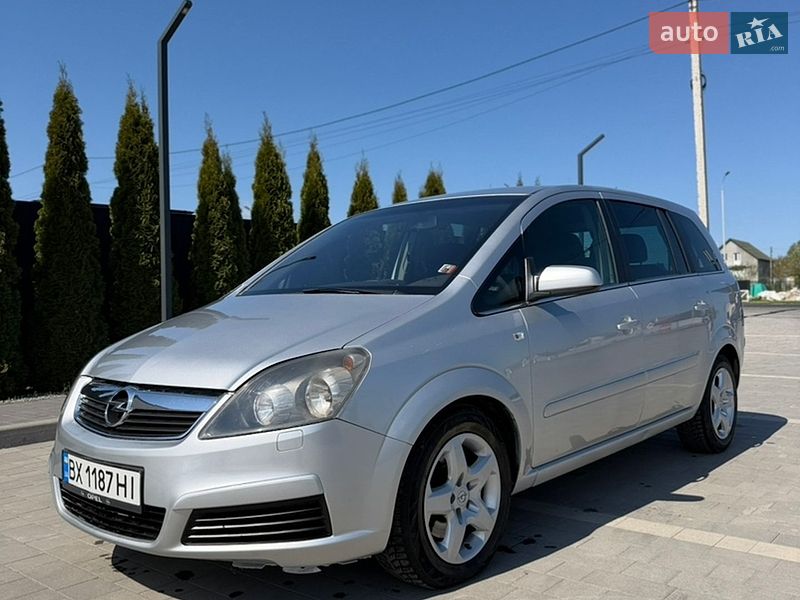 Минивэн Opel Zafira 2007 в Каменец-Подольском