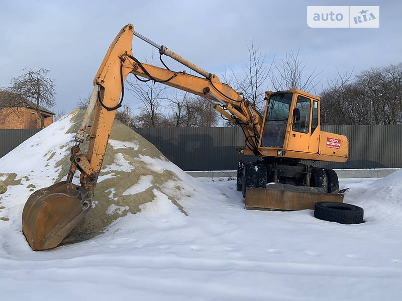 Экскаватор погрузчик Zeppelin ZM15 1980 в Львове