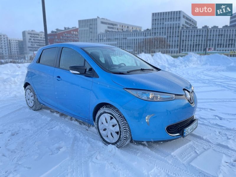 Хетчбек Renault Zoe 2017 в Львові Хетчбек Renault Zoe 2017 в Львові