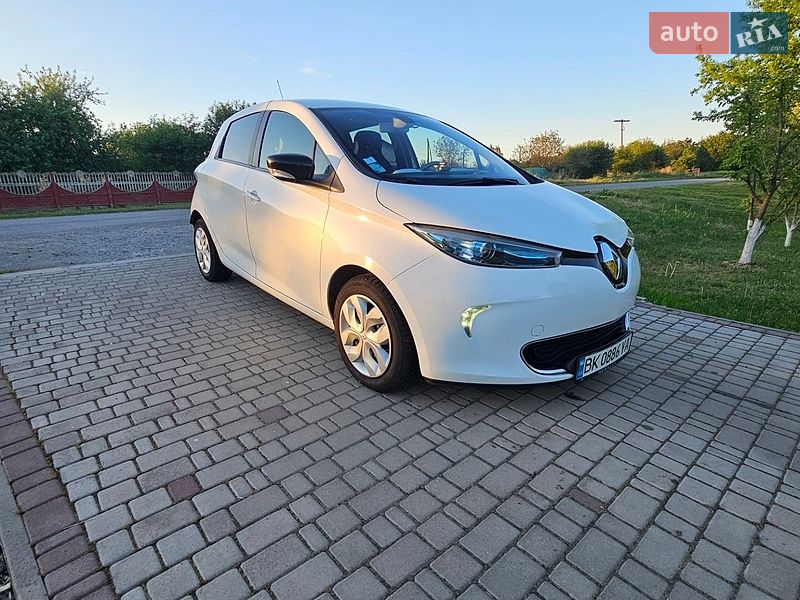 Хэтчбек Renault Zoe 2016 в Ровно