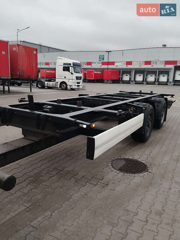 Контейнеровоз Krone ZZ 2015 в Тернополе Контейнеровоз Krone ZZ 2015 в Тернополе