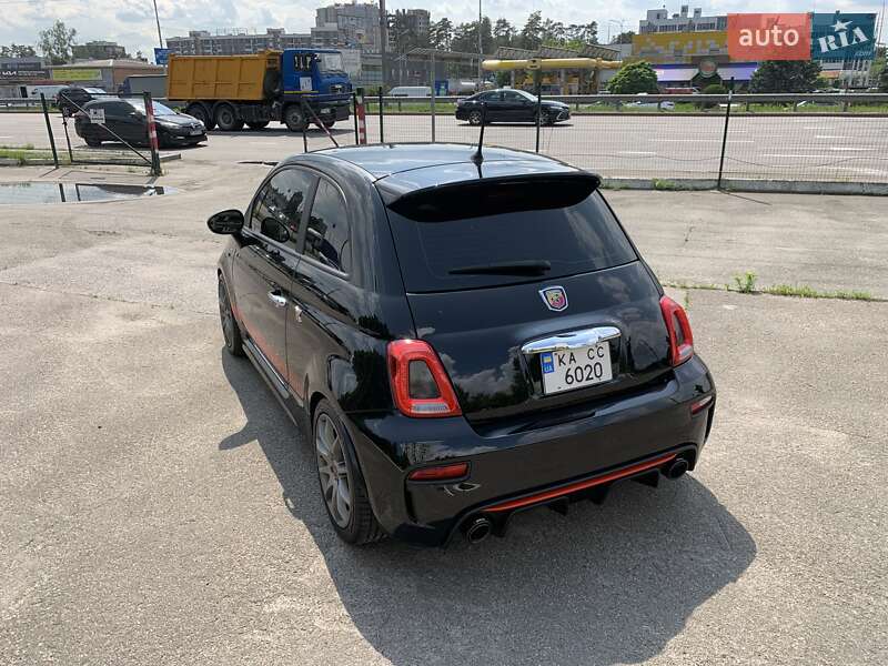 Хэтчбек Abarth Fiat 500 2015 в Киеве