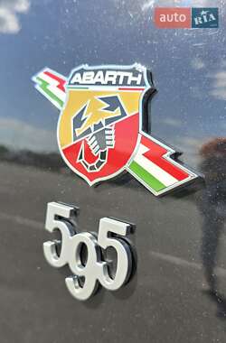 Хэтчбек Abarth Fiat 500 2021 в 