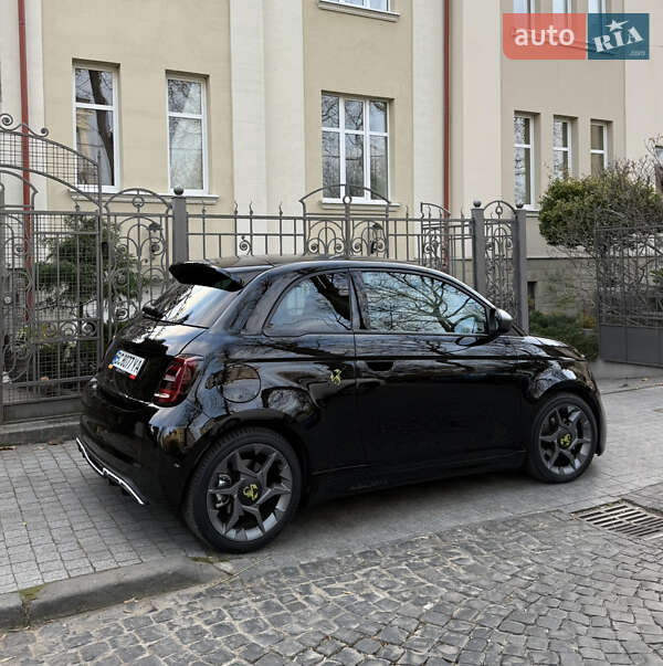 Хэтчбек Abarth Fiat 500 2023 в Львове