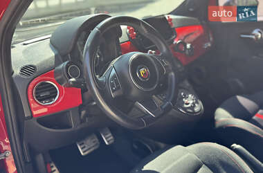 Хэтчбек Abarth Fiat 500 2012 в 