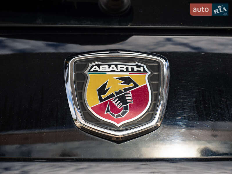 Хэтчбек Abarth Fiat 500 2014 в Киеве