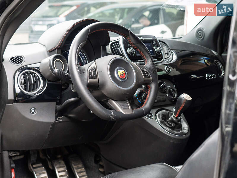Хэтчбек Abarth Fiat 500 2014 в Киеве