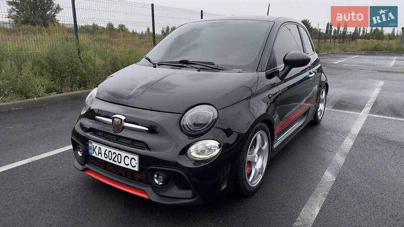 Хэтчбек Abarth Fiat 500 2015 в Вишневом