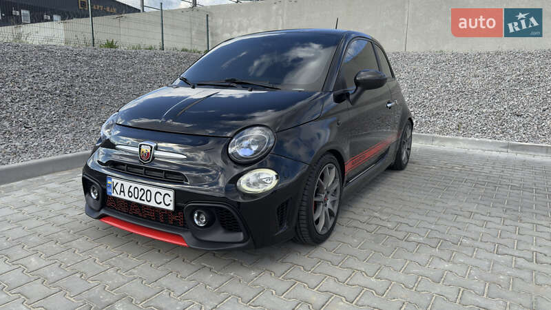 Хэтчбек Abarth Fiat 500 2015 в Вишневом