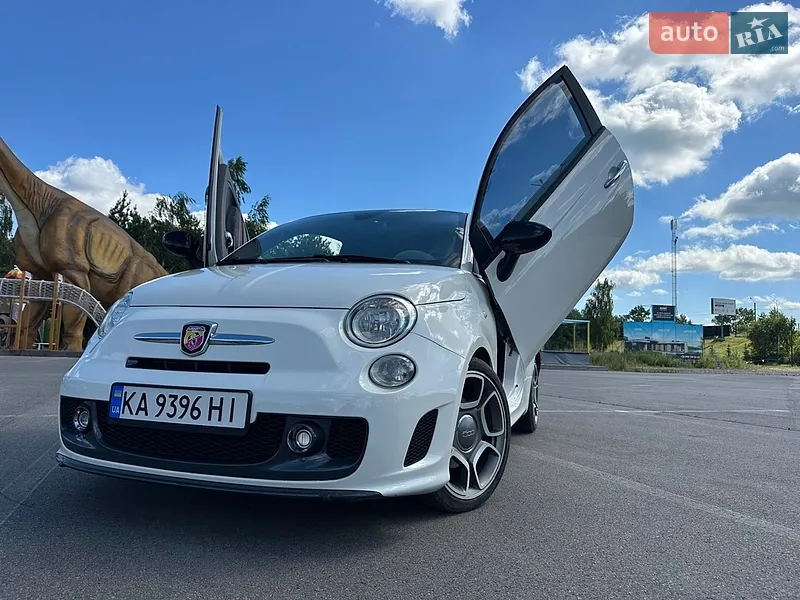 Abarth Fiat 500 2013