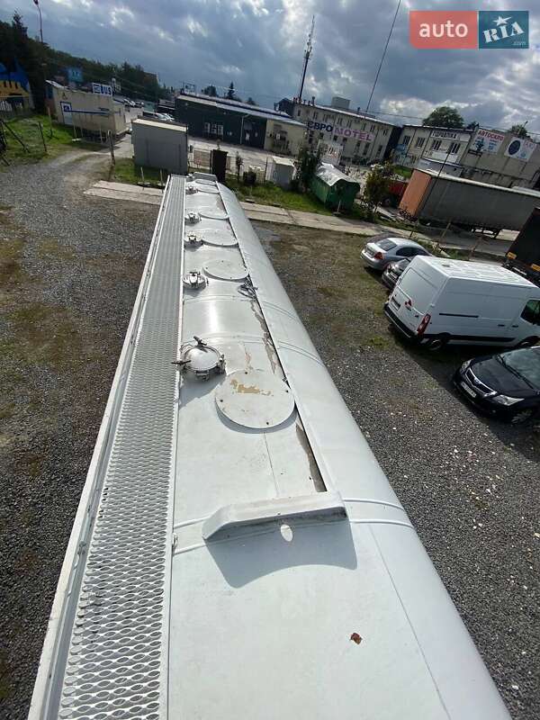 Цистерна полуприцеп Acerbi 20G 2006 в Стрые