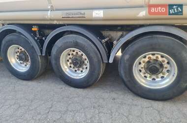 Цистерна полуприцеп Acerbi 21L 2000 в 
