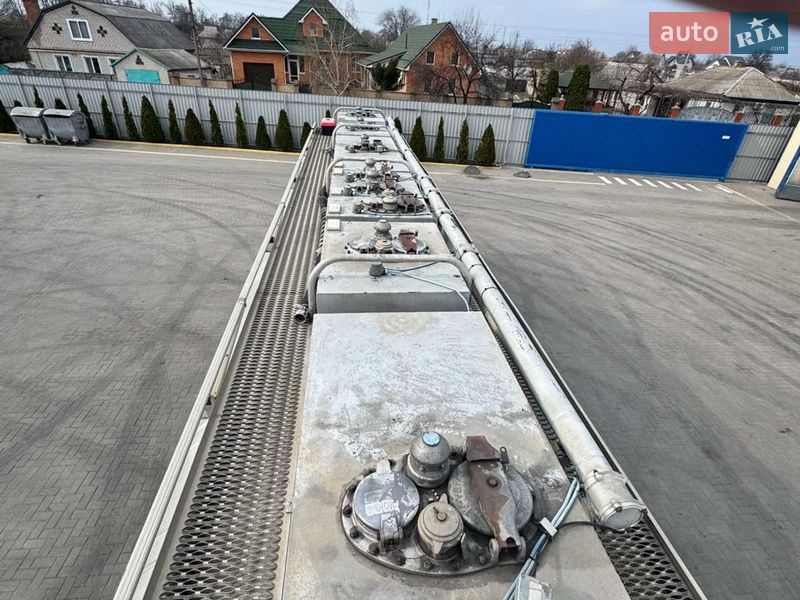 Цистерна Acerbi 21L 1995 в Кременчуці