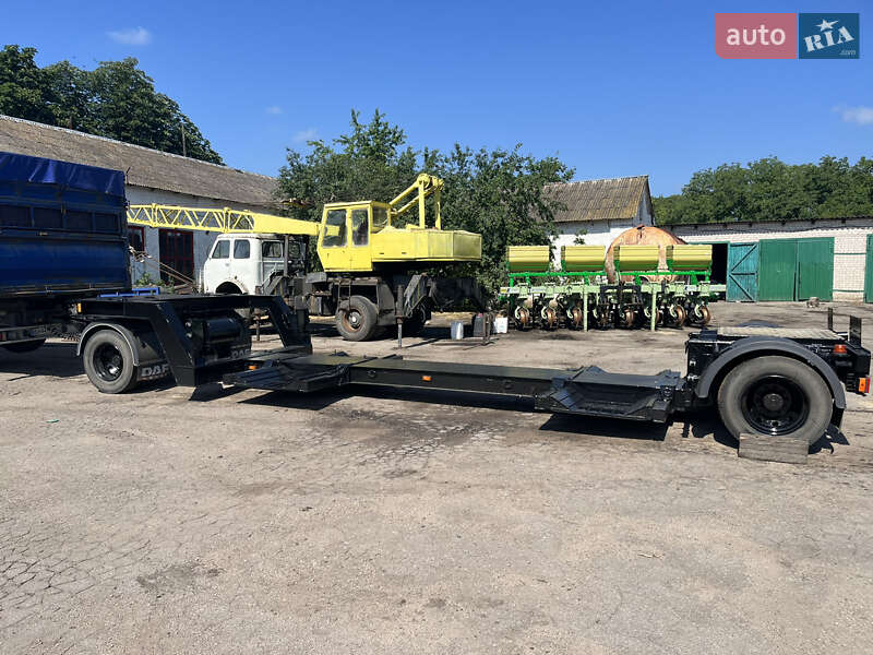 Низкорамна платформа Ackermann-Fruehauf Eaf 2001 в Кропивницькому