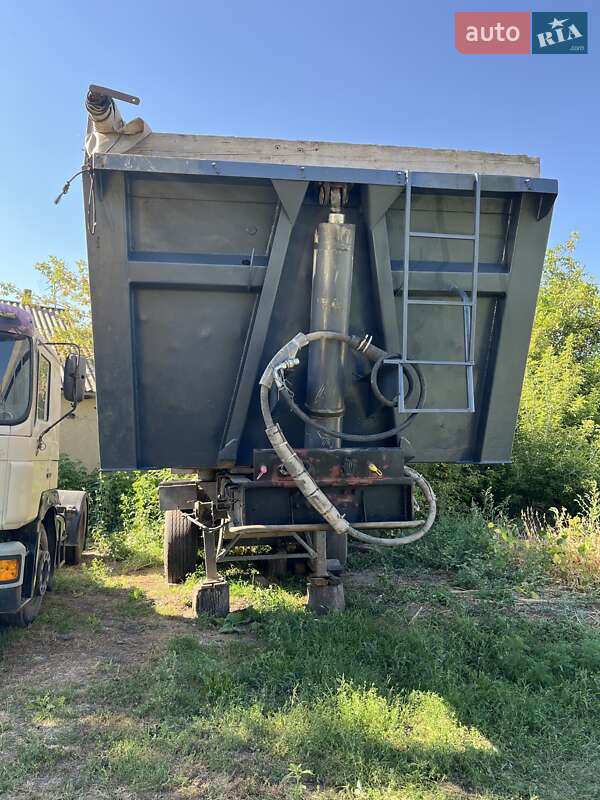 Самоскид напівпричіп Ackermann-Fruehauf Fruehauf 1993 в Черкасах фото 2 Самоскид напівпричіп Ackermann-Fruehauf Fruehauf 1993 в Черкасах