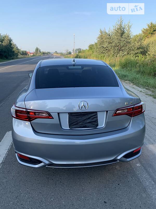 Седан Acura ILX 2015 в Львові