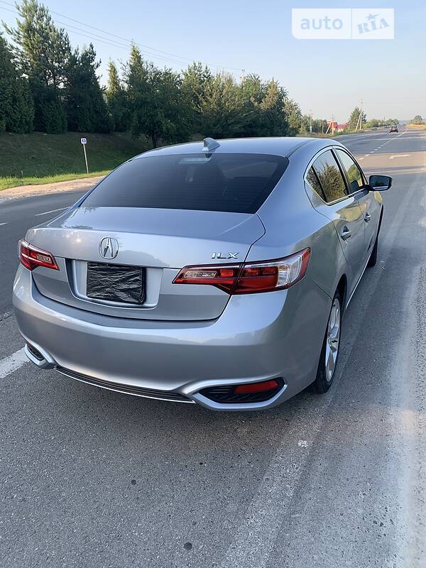 Седан Acura ILX 2015 в Львові